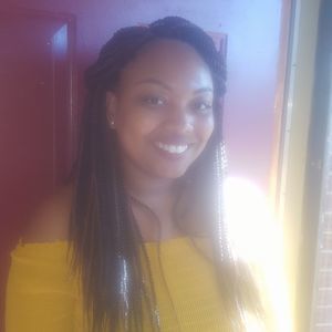 Meet your Posher, Alisha